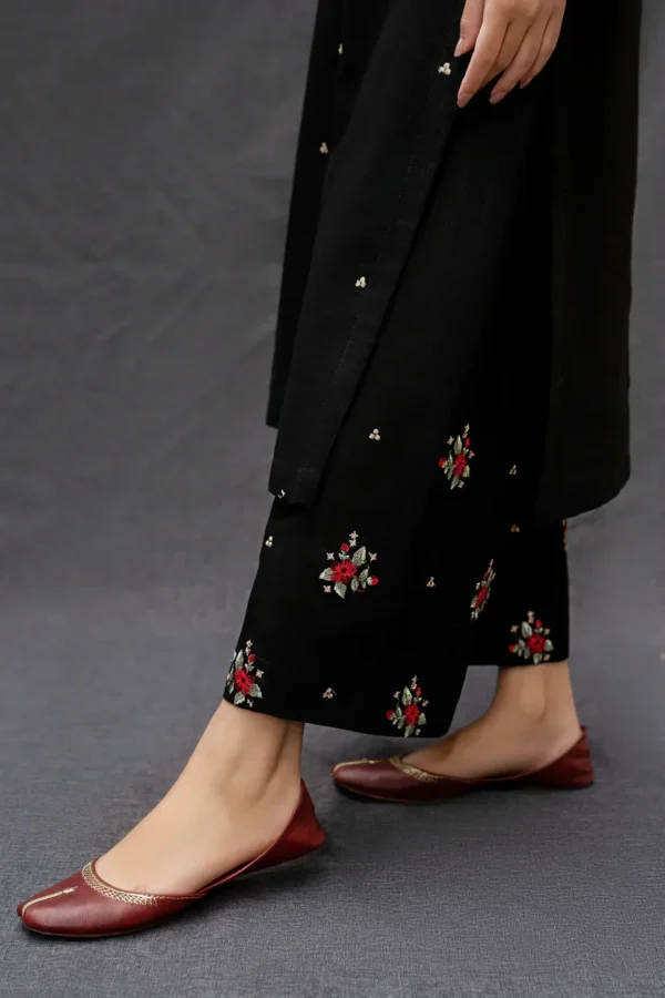 Dhanak Full Embroidered Unstitched 3PC Suit with Digital Printed Pashmina Wool Shawl - Image 5