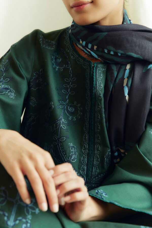 Dhanak Full Heavy Embroidery 3PC Suit - Zara Shahjahan - Image 4