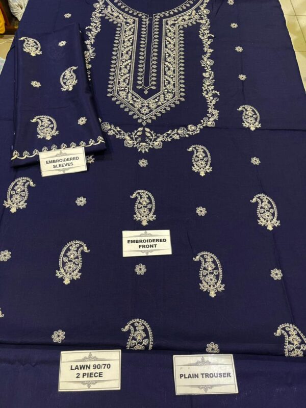 Beautiful best cloth for women's - Image 3