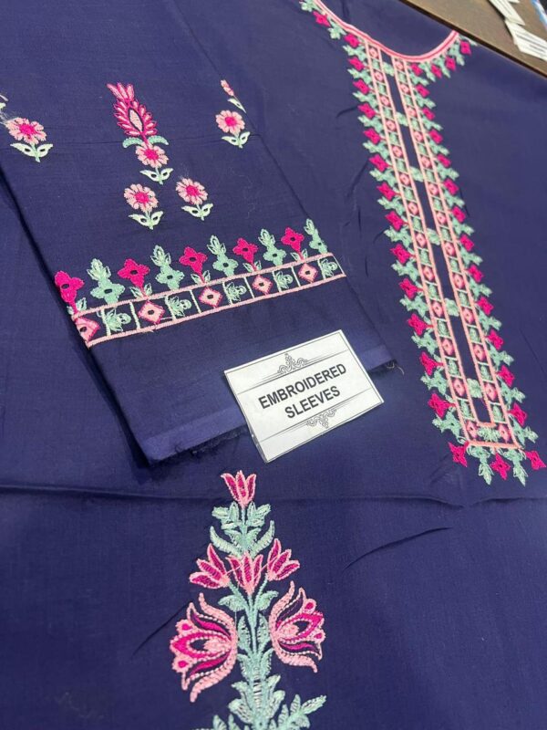 Beautiful best cloth for women's - Image 2
