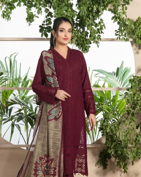 MARIA B  LAWN  WITH  DIGITAL Daimond Code:809 DUPATTA MOST DEMANDING ARTICLE - Image 2