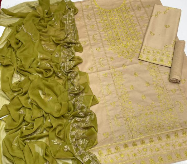 Asim Jofa 3-Piece
Fabric:- Export Quality LAWN 90/70 - Image 2