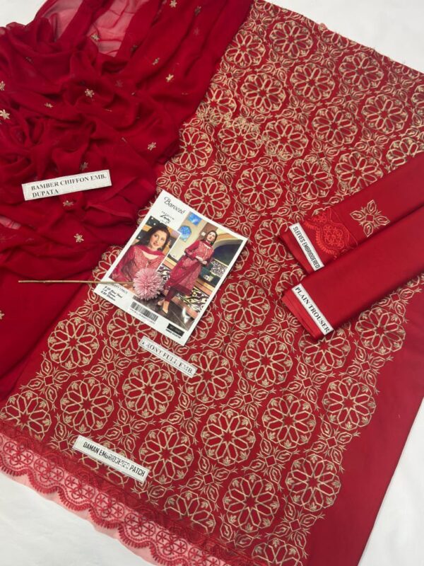 Bareeze code: 6547~3 Piece 
Fabric: A+ Best Quality Airjet Lawn 90/70 - Image 3